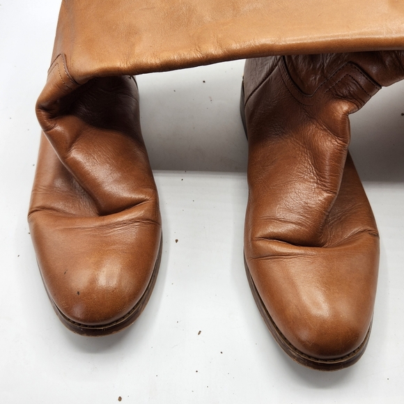 Coach tall brown boots flaking on inside - Picture 4 of 5